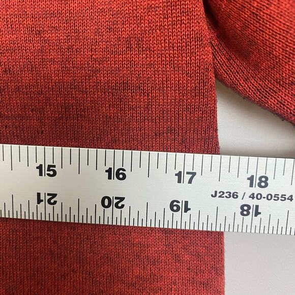 WLS Red Cotton Silk Knit Top Button Tab Sleeves Women’s Size L Preowned - Picture 10 of 11